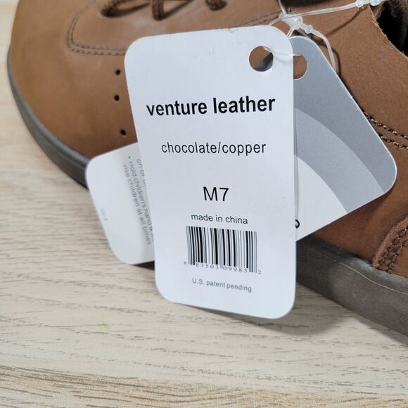 CROCS Venture Brown Leather Walking Shoes Mens Size 7 Chocolate Sneakers Comfort - Picture 7 of 8